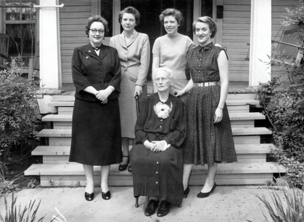 Family of John F. Dutton: Dutton Women